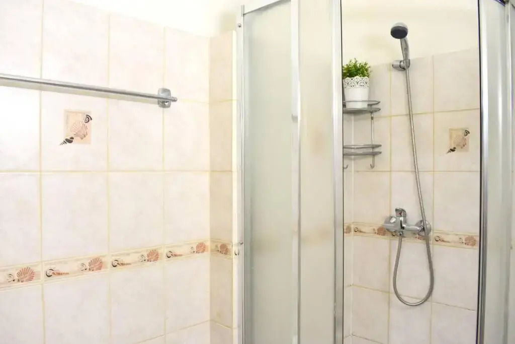 AIRSTAY PRAGUE - 3 BEDROOM residence with SAUNA
