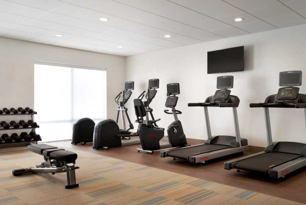 Holiday Inn Express & Suites-Cincinnati South - Wilder by IHG