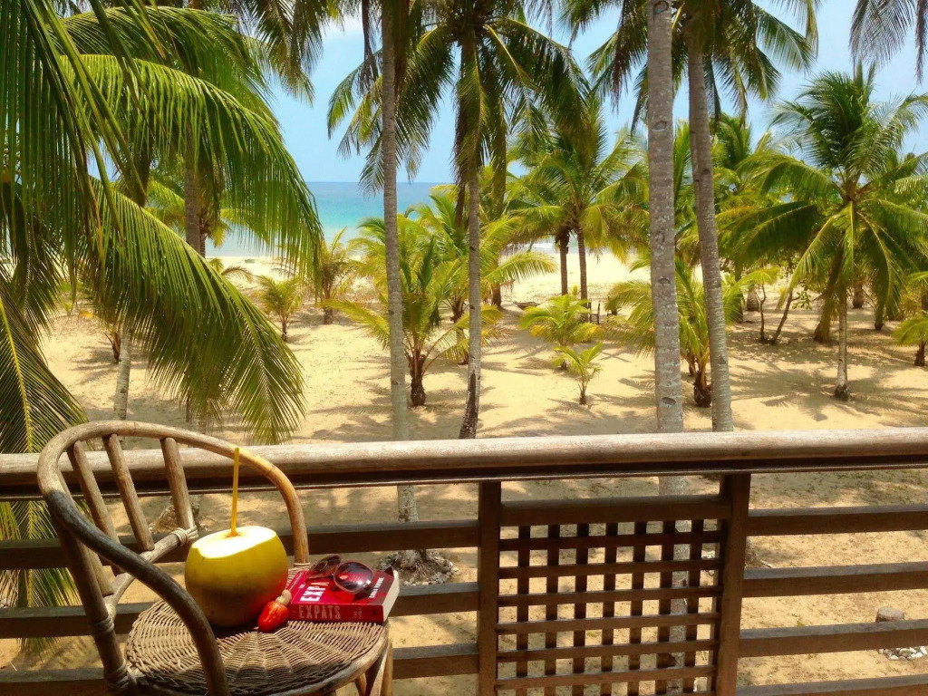 Villa Verde Safari and Pagi Dive Center