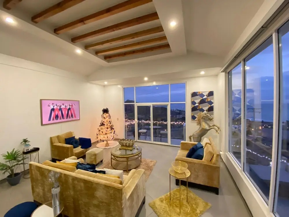 Luxury House Ocean View Rooftop Party