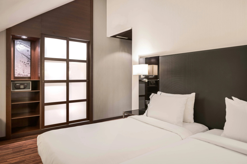 AC Hotel Palacio Universal by Marriott
