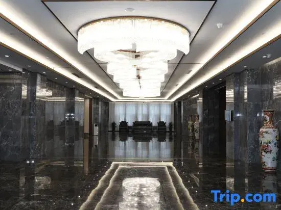 RuiLi Blossom Hotel