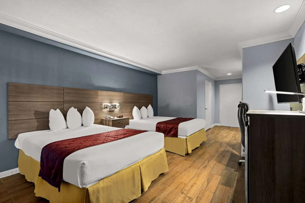Best Western Moreno Hotel & Suites
