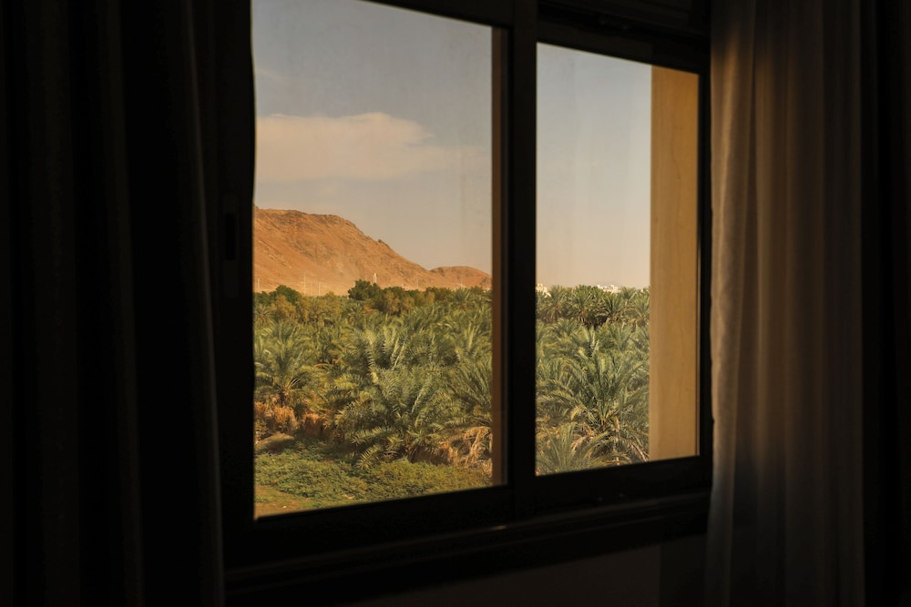 Emaar Rsoukh Hotel - فندق إعمار رسوخ