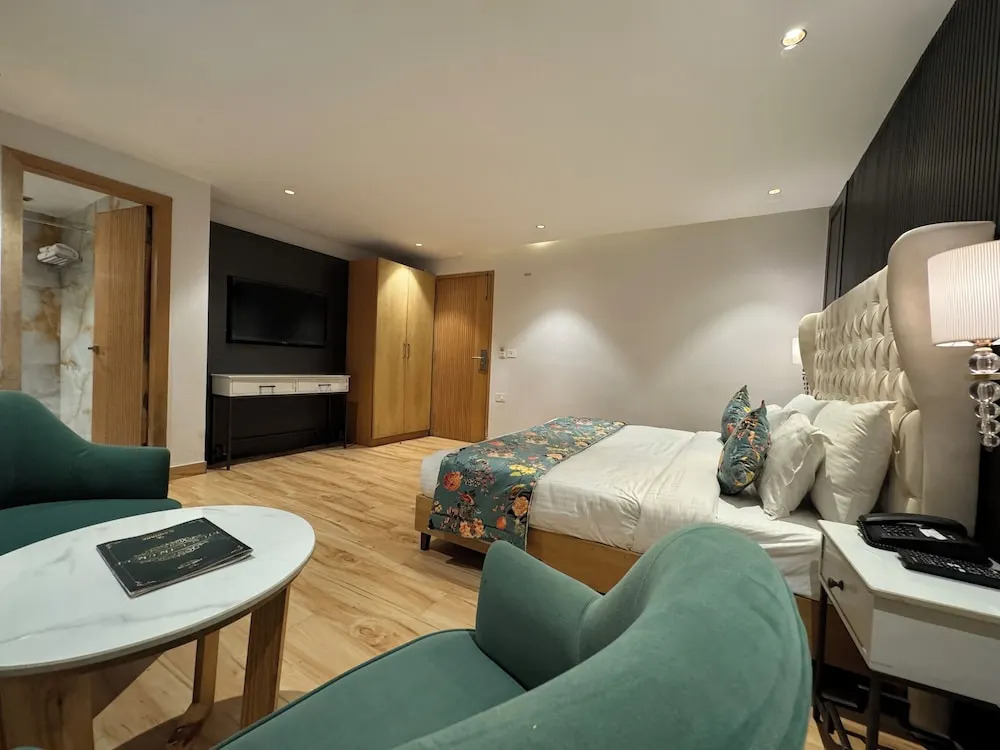 Hotel Rockland Residency