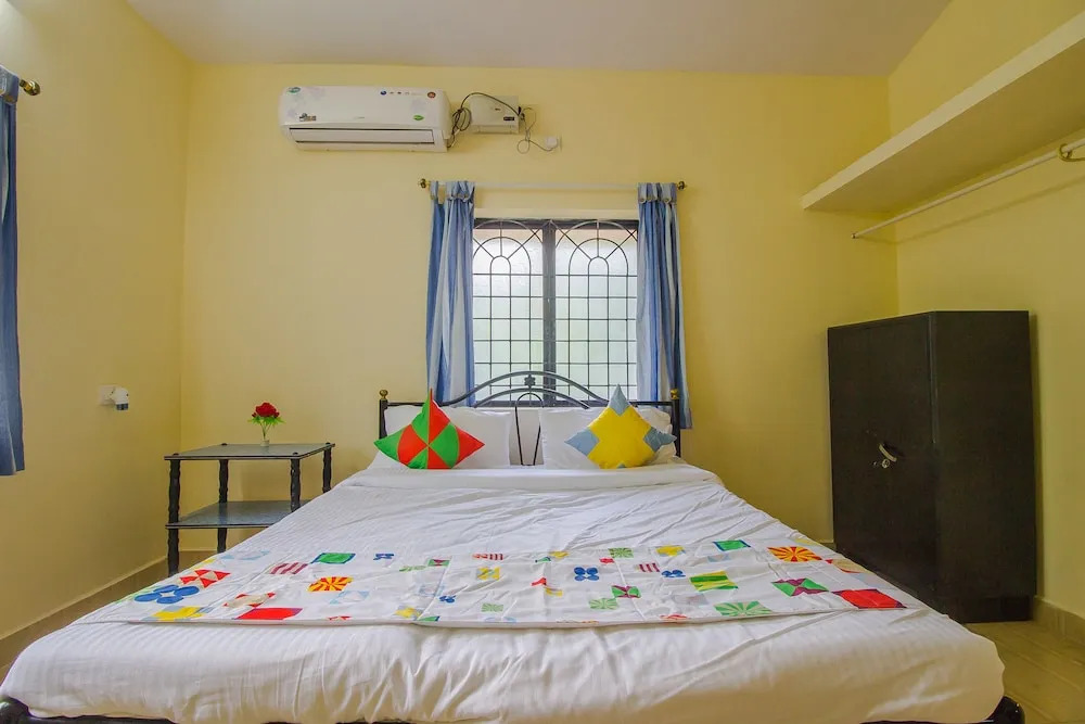 OYO 17401 Home Peaceful 2BHK Calangute