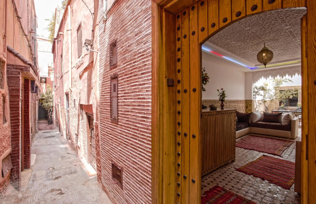 Hostel Amour dauberge