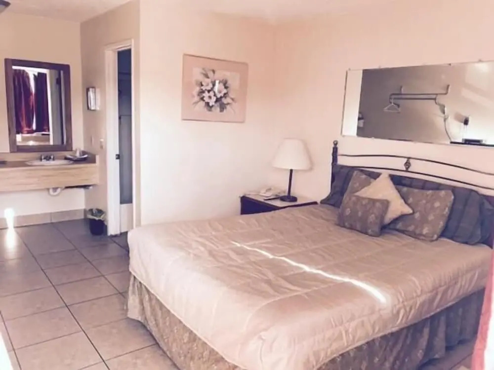 Stagecoach Motel