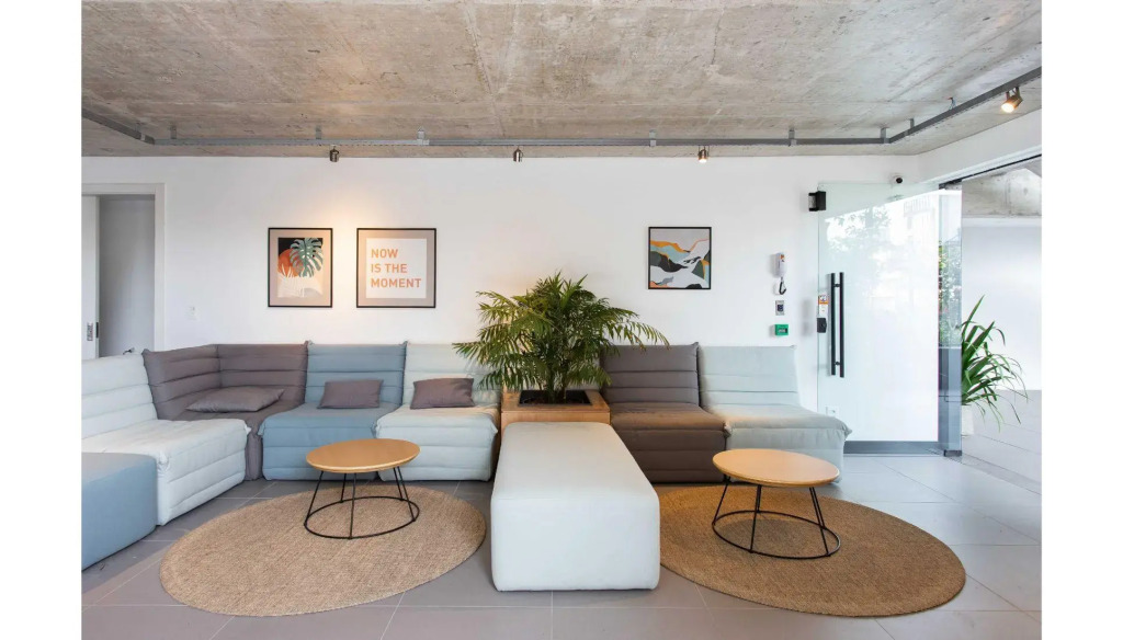 Charlie em POA - Studio Moderno com Coworking e Lavanderia