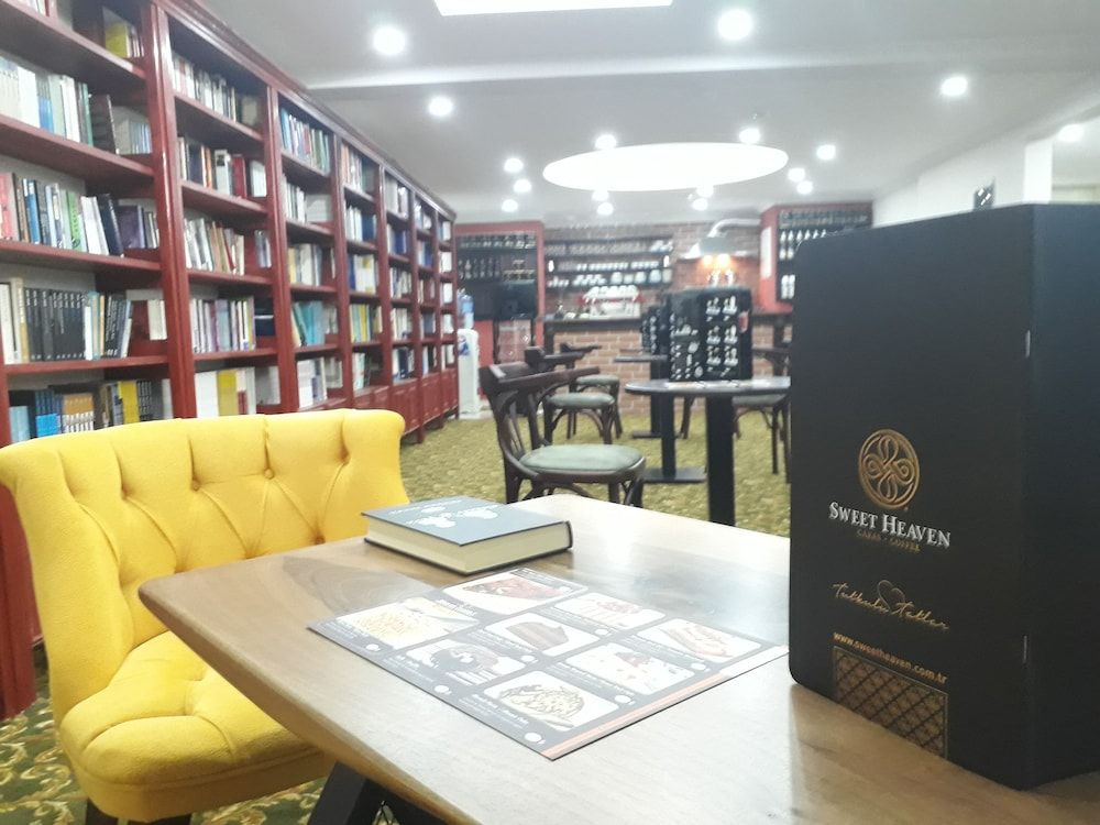 Tüm Palace Otel