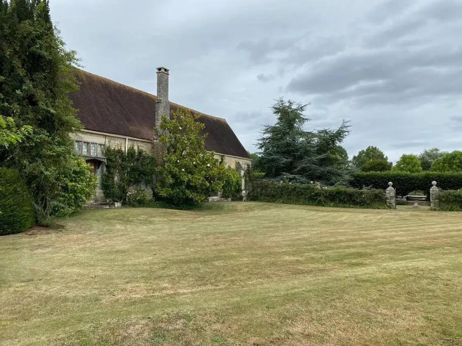 The Manor Stables