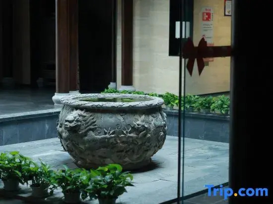 Longnan Wushiwei Hotel