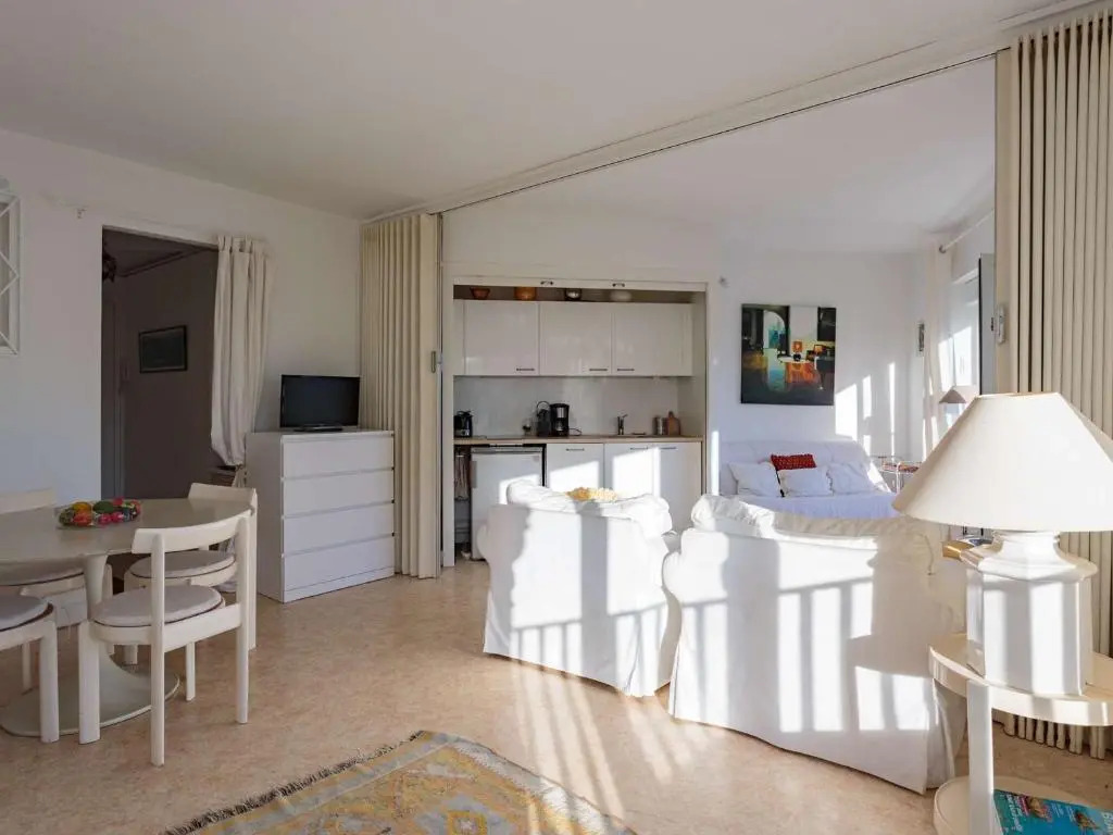 Appartement Biarritz, 1 pièce, 3 personnes - FR-1-3-483