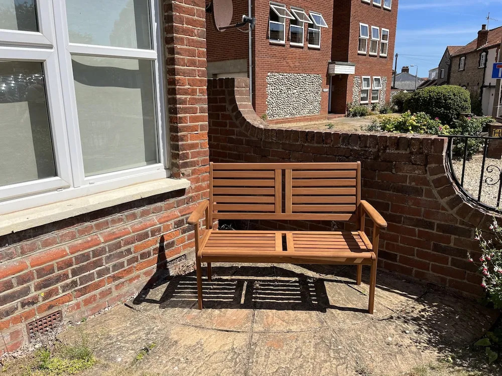 Seafront Sheringham 1 bed Apt Sleeps 4 - 1xdog