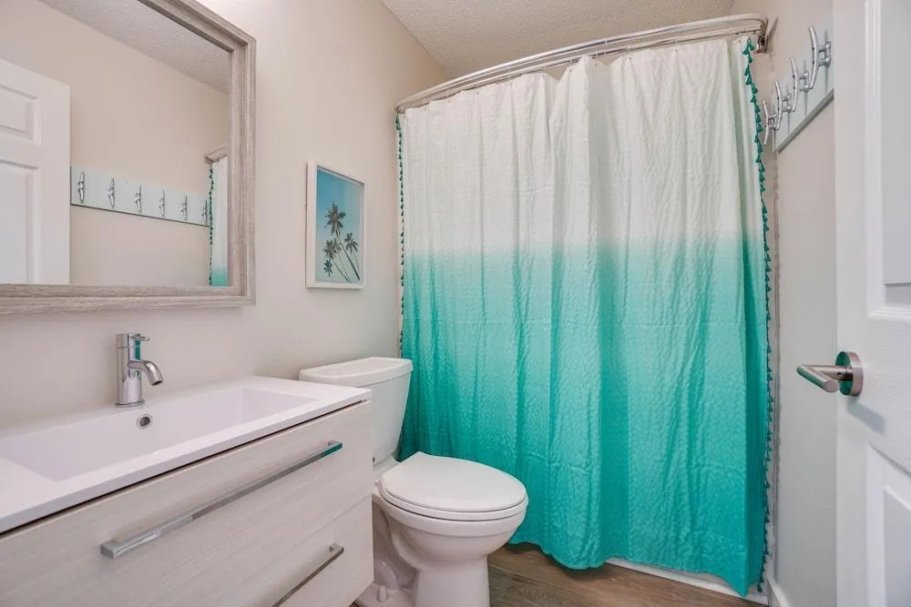 Destin Beach House - Just A Splash By Panhandle Getaways