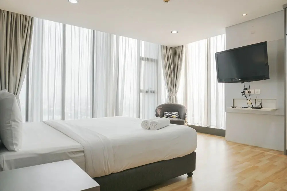 Spacious And Comfy 1Br At L'Avenue Pancoran Apartment
