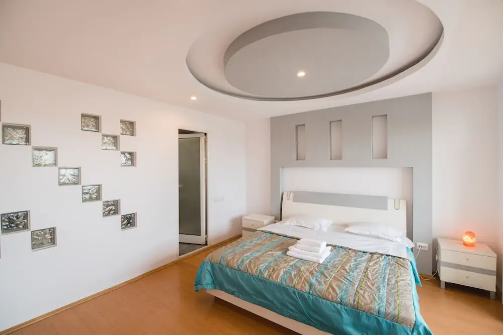 Nicopole Apartment