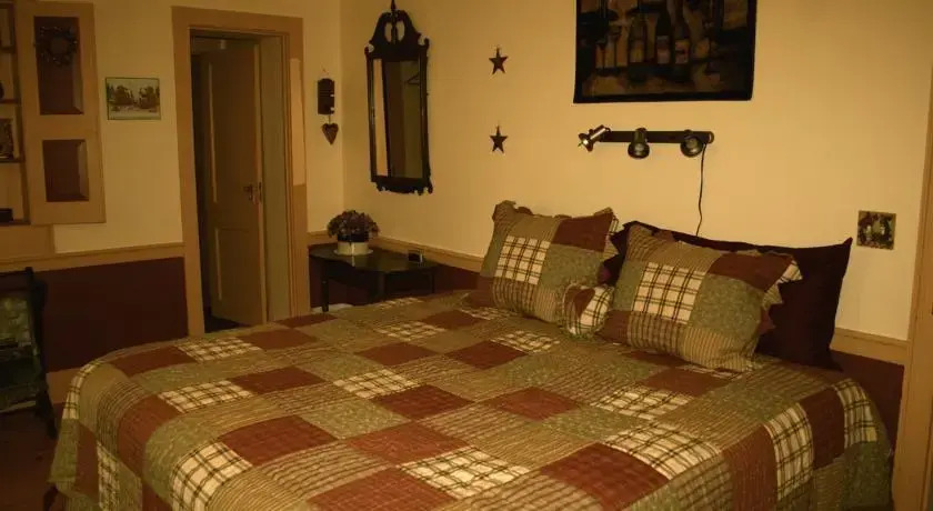 Cayuga Morning Star Bed and Breakfast