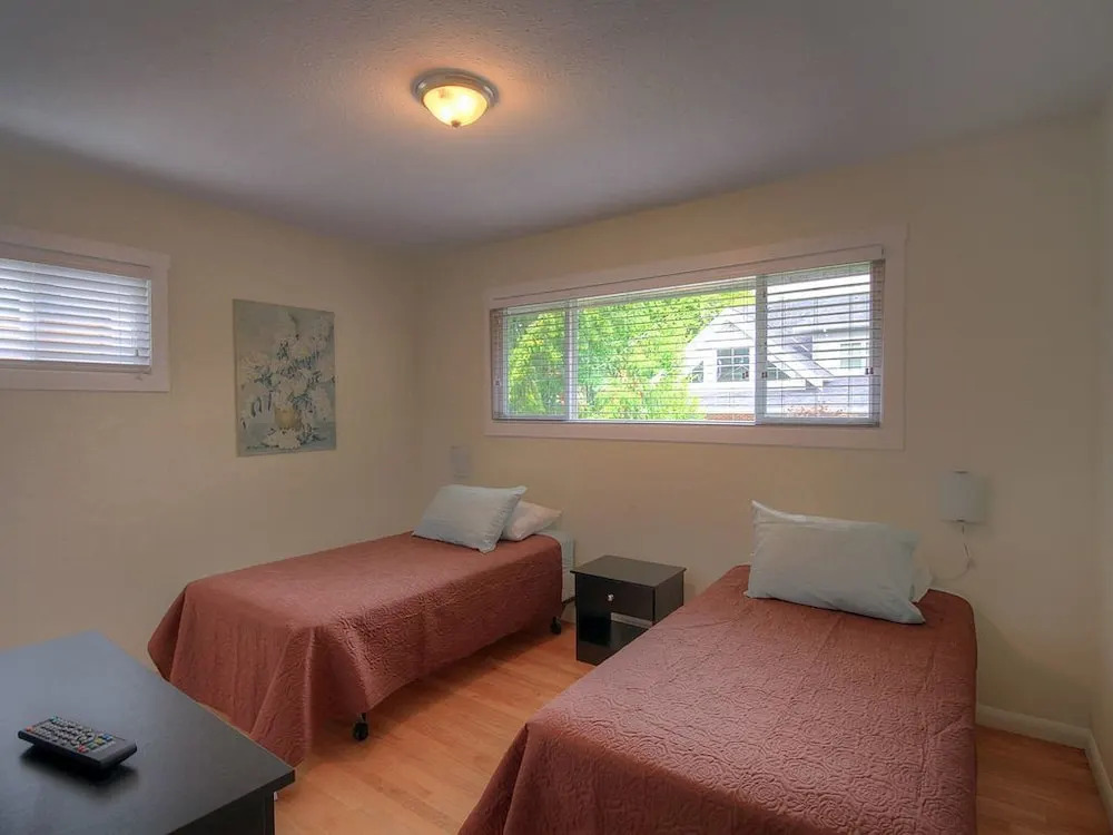 Beach Access Kelowna Rental Home Upper Unit by KVR