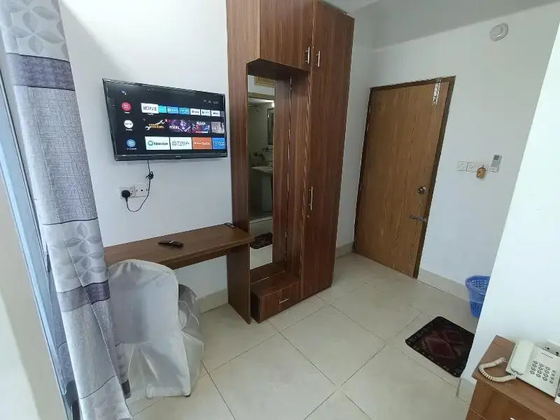 Hotel D-Palace Near Haji Camp & Dhaka Airport