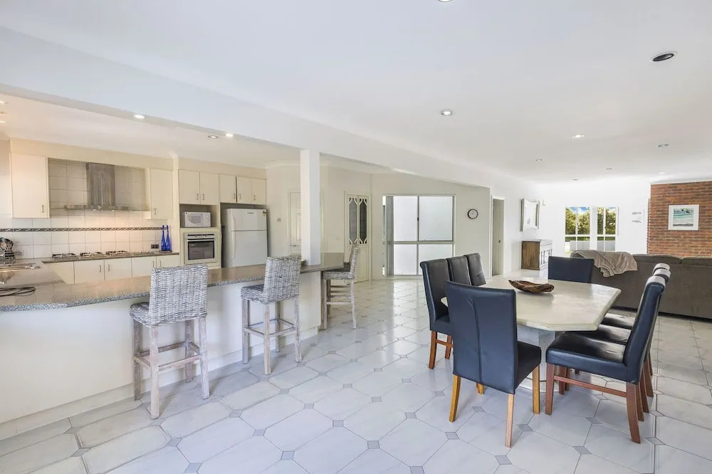 Serendipity - Large Family Home