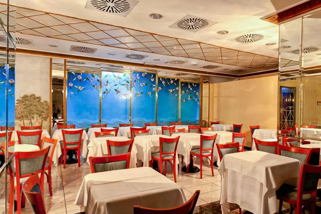 Puccini Hotel Milan, Tapestry Collection By Hilton