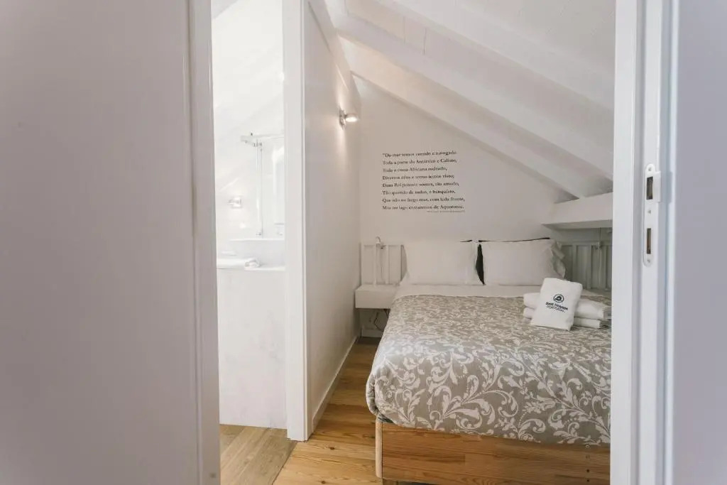 Best Houses 61 - Lusiadas II