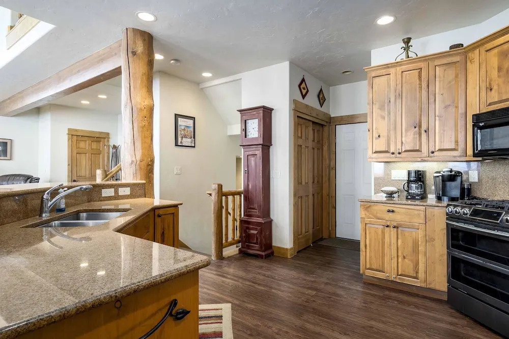 Eagleridge Townhomes 1573