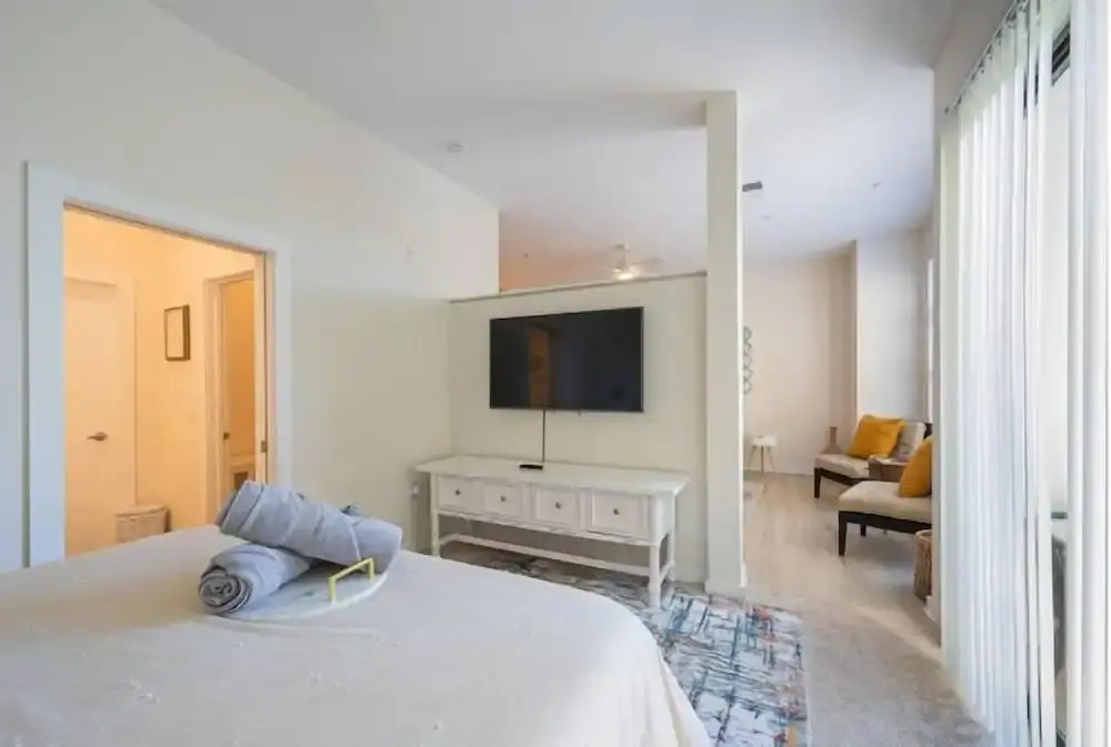 Luxury Apartment Uptonw Wi-Fi Gym 233