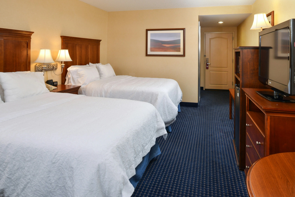 Hampton Inn and Suites Fredericksburg South