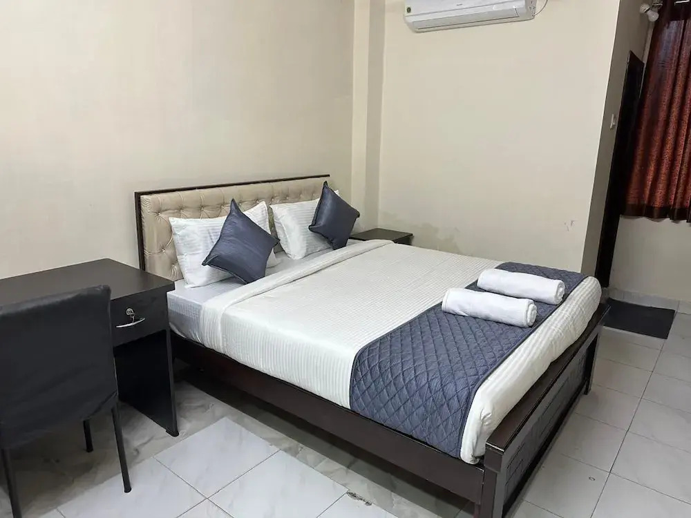 Hotel Cred Luxury Rooms Gachibowli