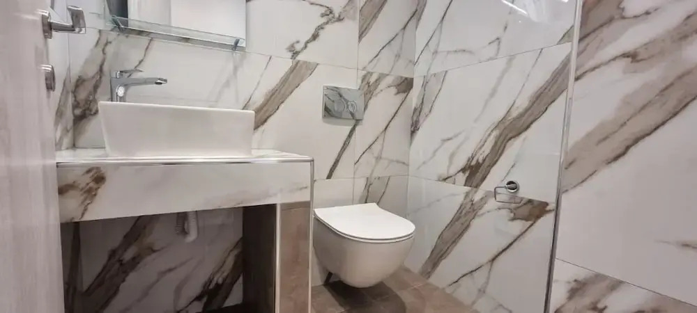 Eleni Seafront Apartment by Rentalspro