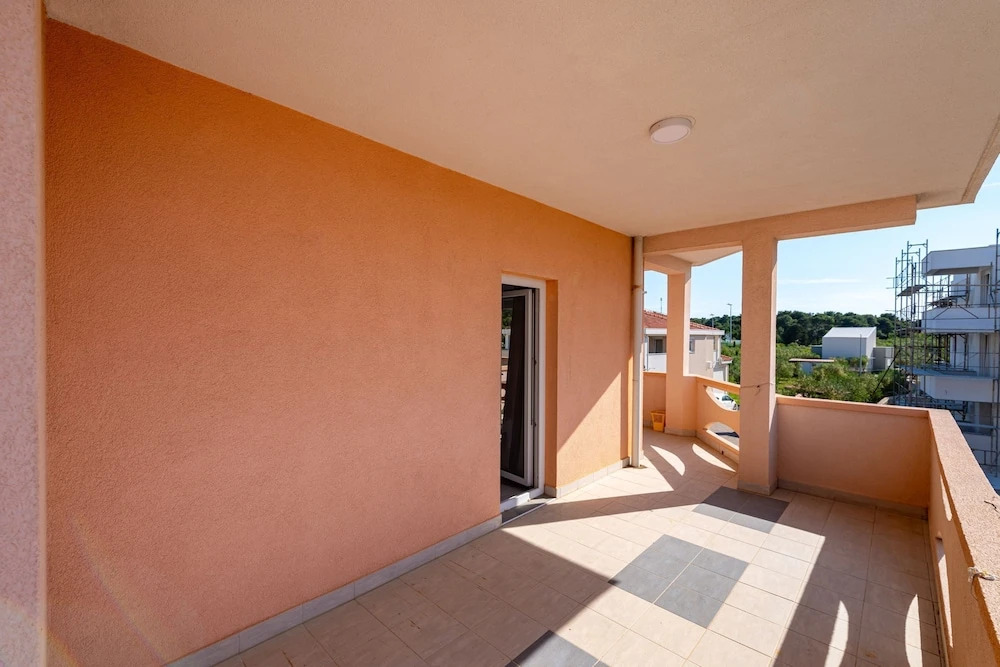 Bonvie Apartments in Center B7