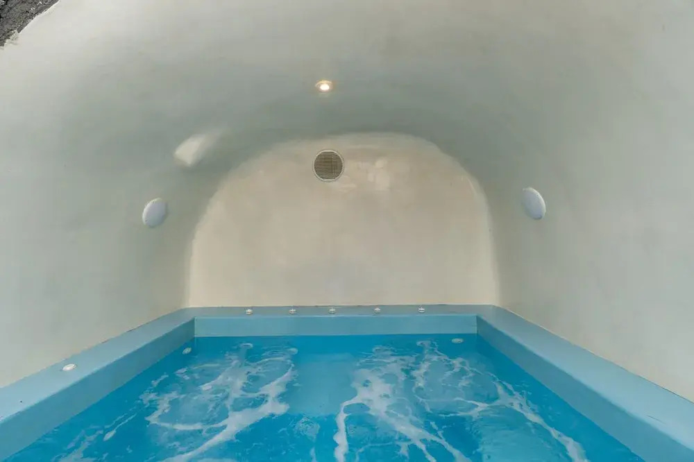 Santorini Fira Oasis