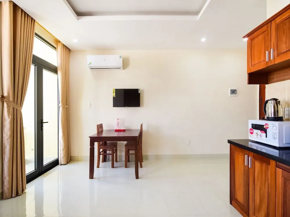 OYO 775 Sea House Hotel & Apartment