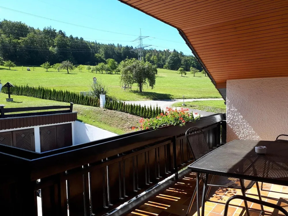 Hotel - Gasthof Spessarttor & Hotel Bergwiesen -hier auf Wunsch Zimmer mit Balkon