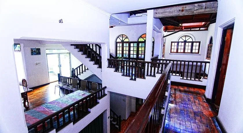 Rockwood Villa