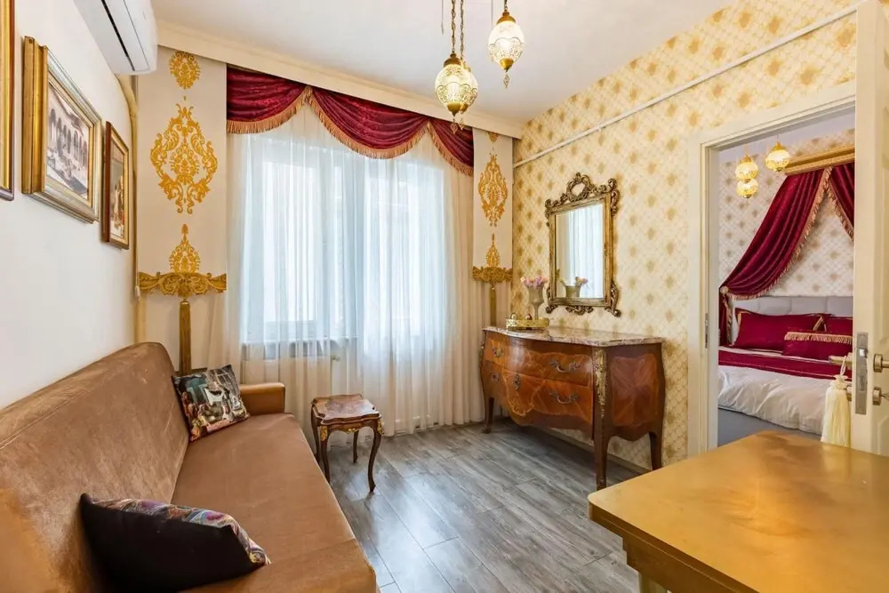 Charming Flat 5 Min to Taksim Square in Beyoglu