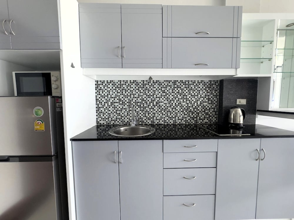 Sea View Studio - Jomtien Beachfront - View Talay 8