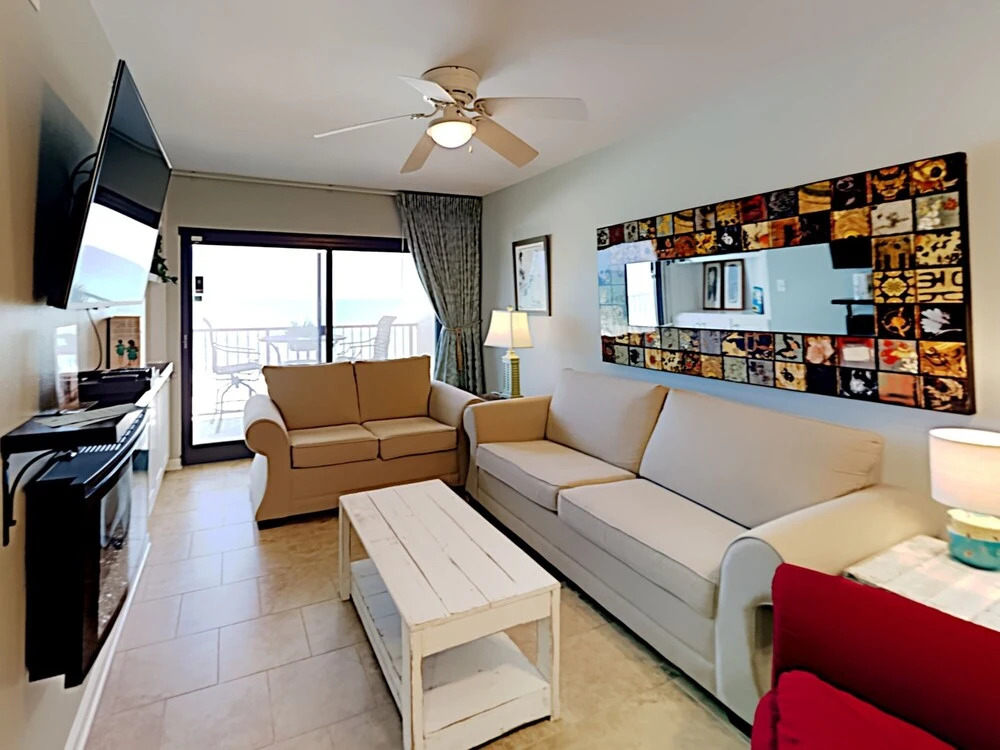 Sundunes Condominium