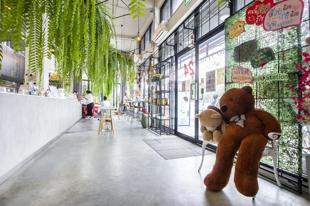 OYO 705 Hostel@seatzstation
