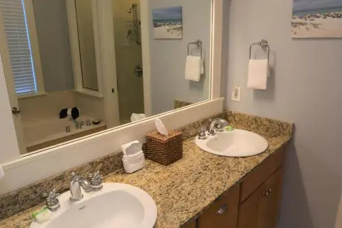 1380 Laurel Grove Home