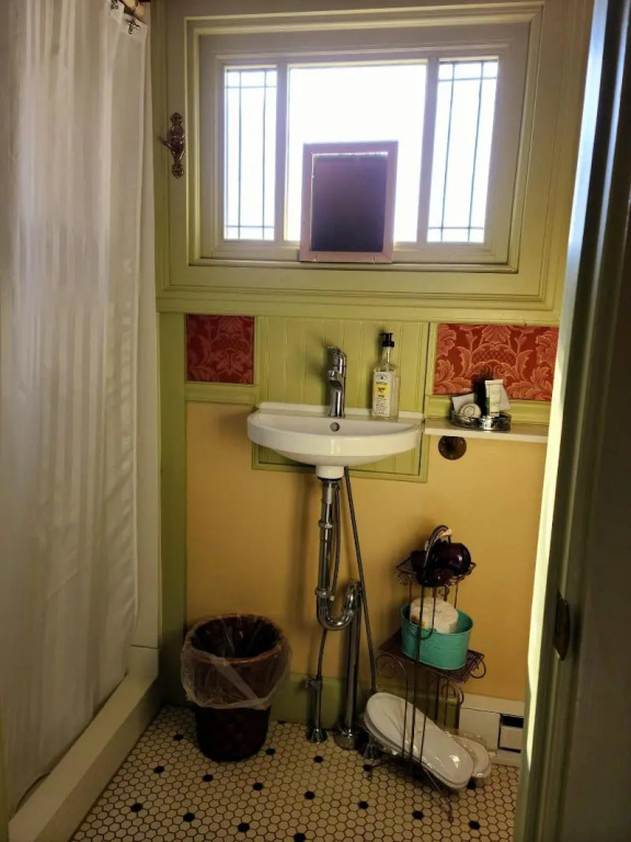 Westbrook Inn Bed and Breakfast