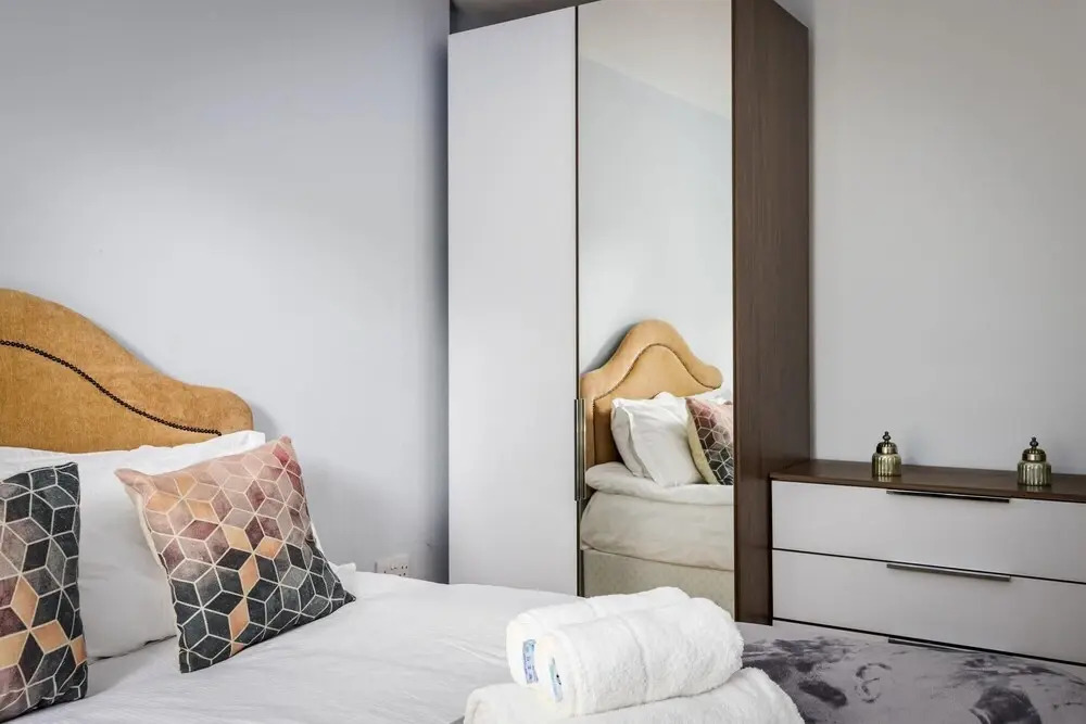1-bedroom Apartment With Private Garden