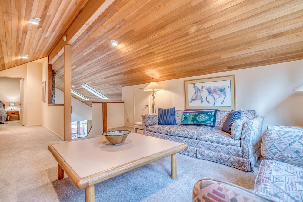 9 Salishan