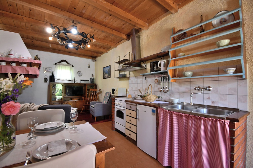 Apartment Lucija