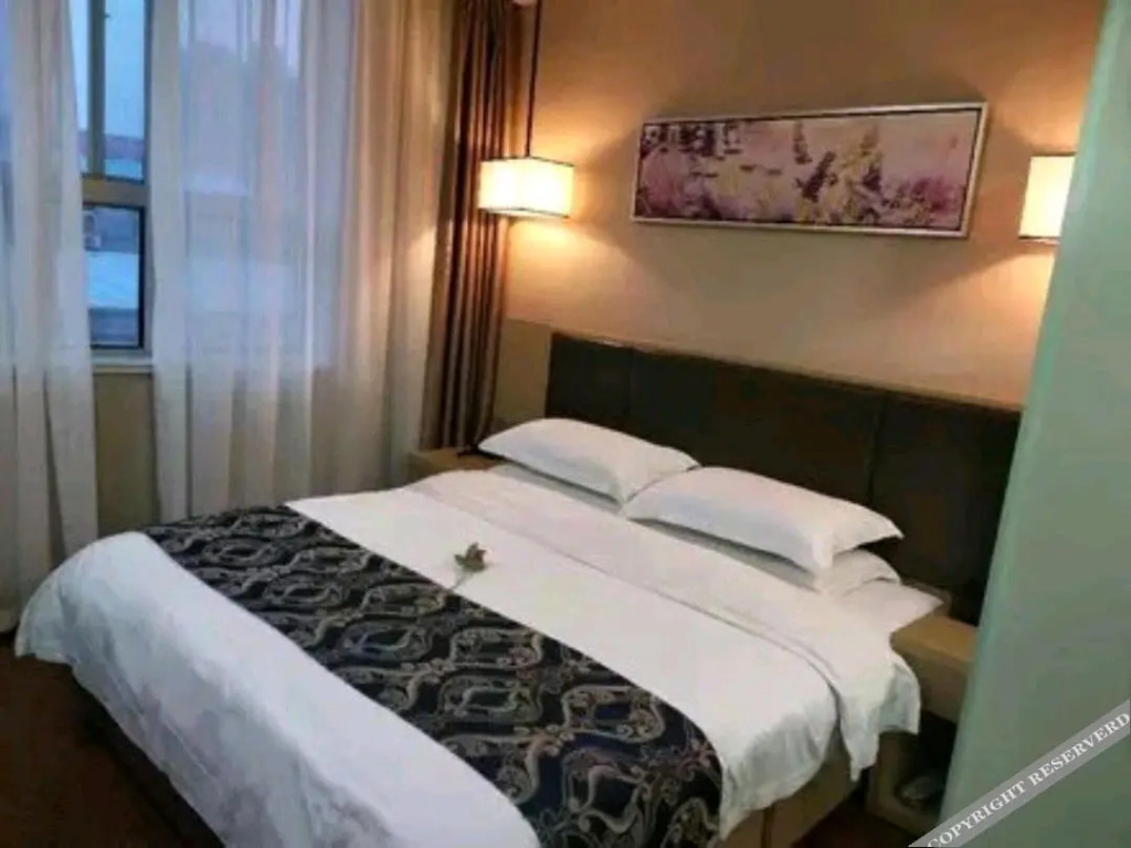 Zhouzhi Jintun Hotel