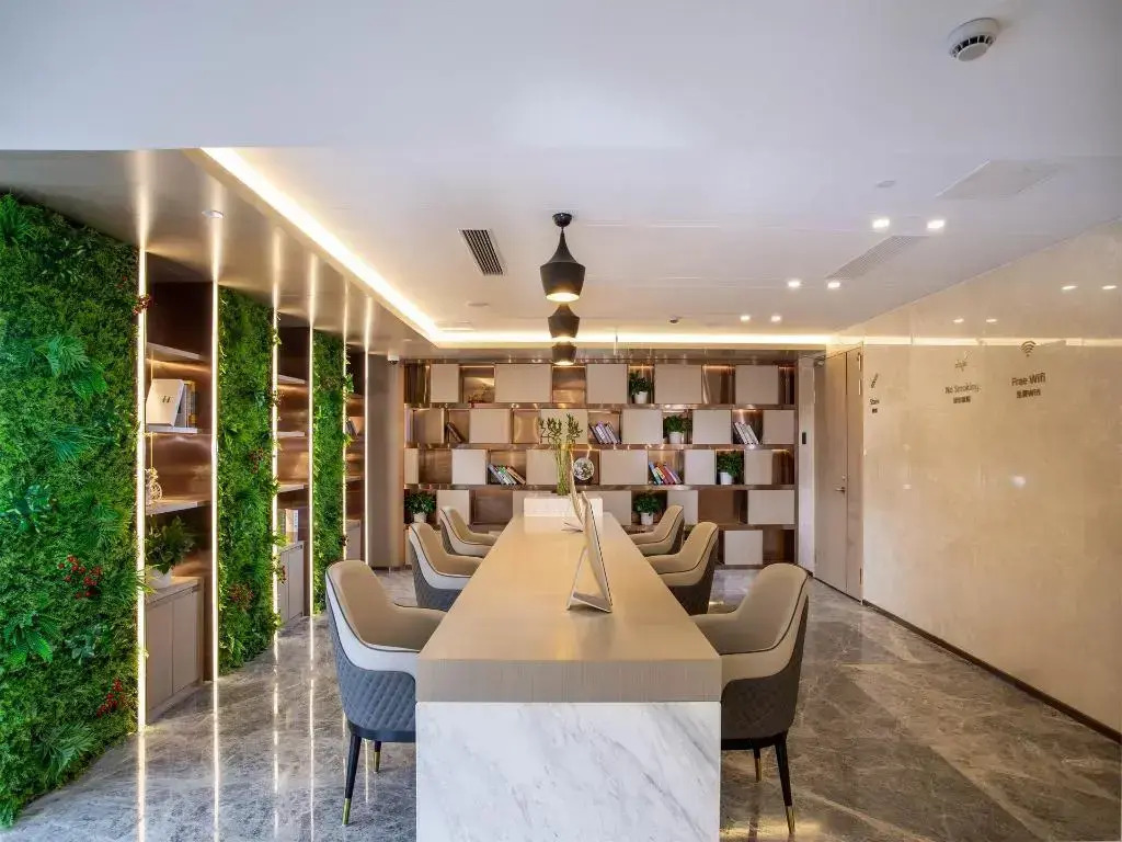 Lavande Hotel (Shanghai Hongfang Development Center)