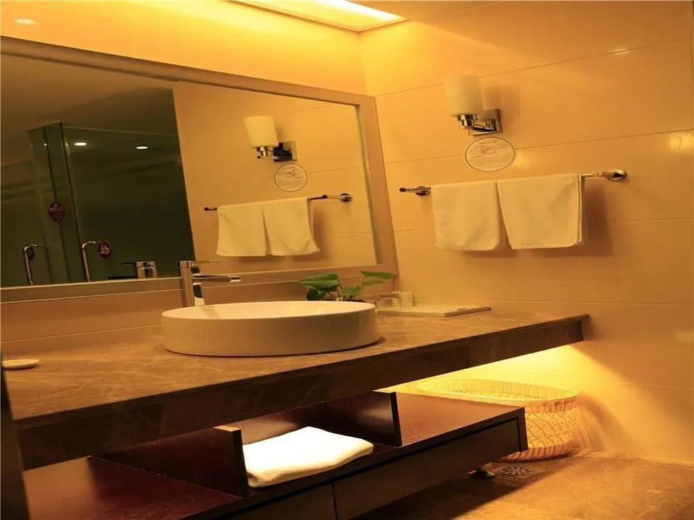Greentree Eastern Hotel