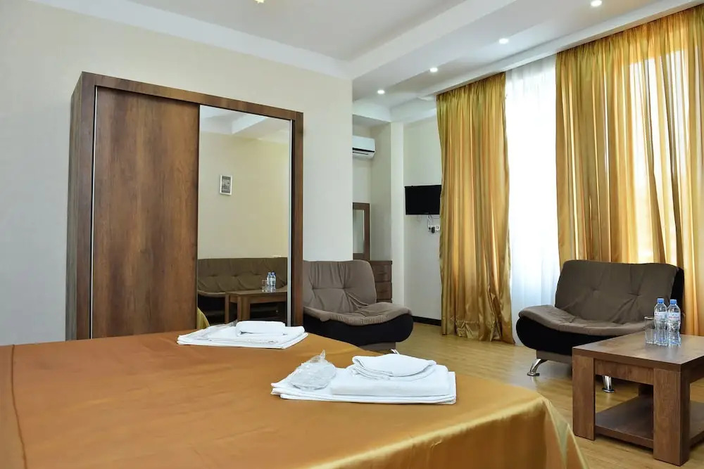 Dream Sky Hotel